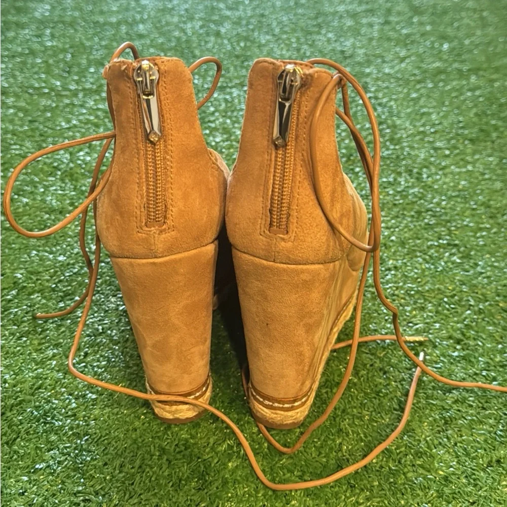 Sam Edelman “Harriet” Wedge Suede Sandal size 6.5 - Picture 4 of 7